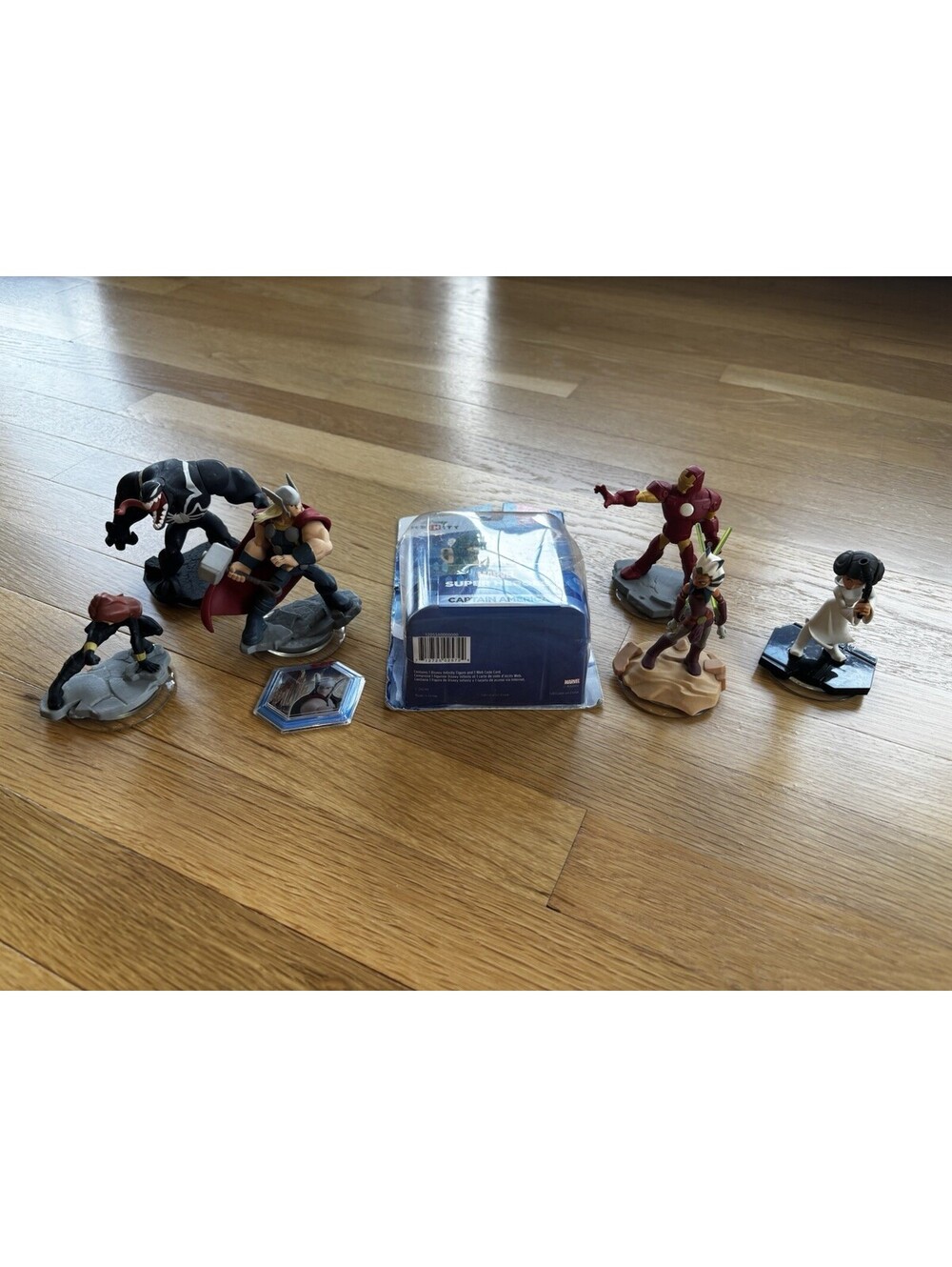 Lot of 8 Disney Infinity Figures Disney Marvel Star Wars Figures